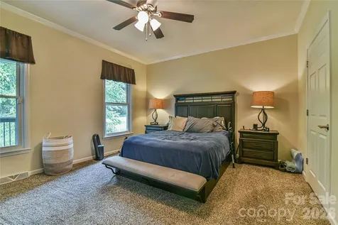 222 Erwin Hills Road Asheville NC 28806