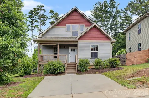 31 Yarrow Meadow Road Weaverville NC 28787