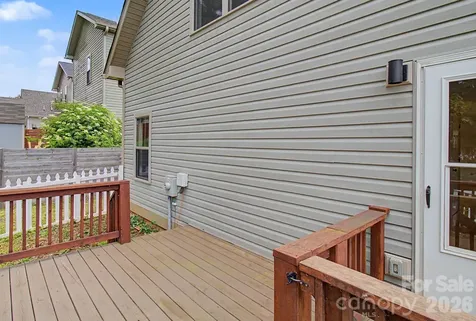 31 Yarrow Meadow Road Weaverville NC 28787