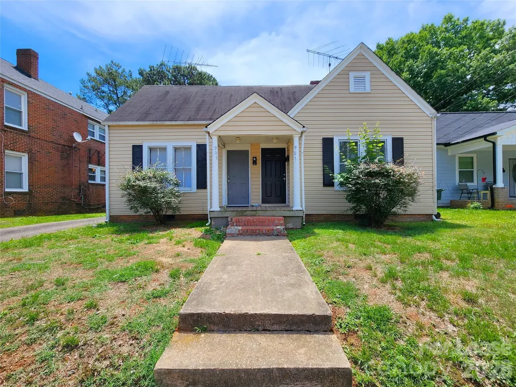 907 S Jackson Street Salisbury NC 28144