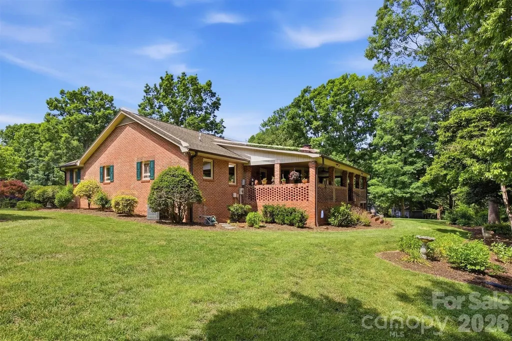 232 Westwood Drive Morganton NC 28655