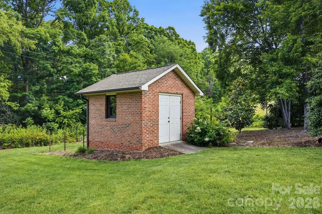 232 Westwood Drive Morganton NC 28655