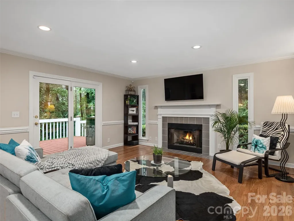 1208 Saint Charles Court Asheville NC 28803