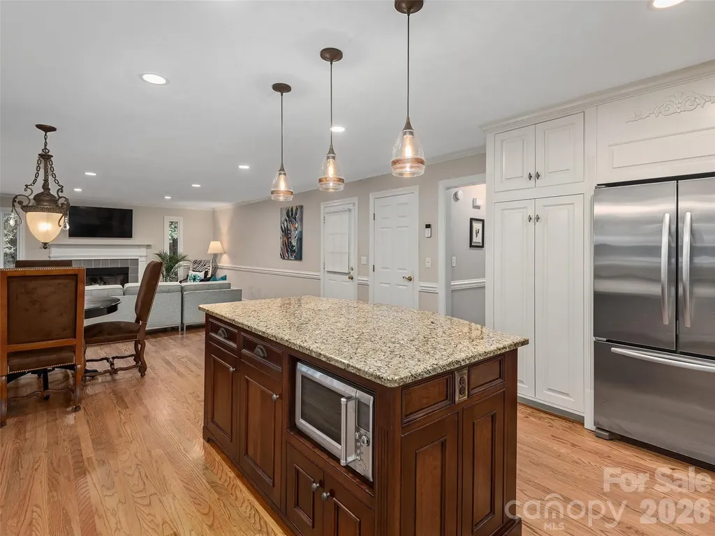 1208 Saint Charles Court Asheville NC 28803
