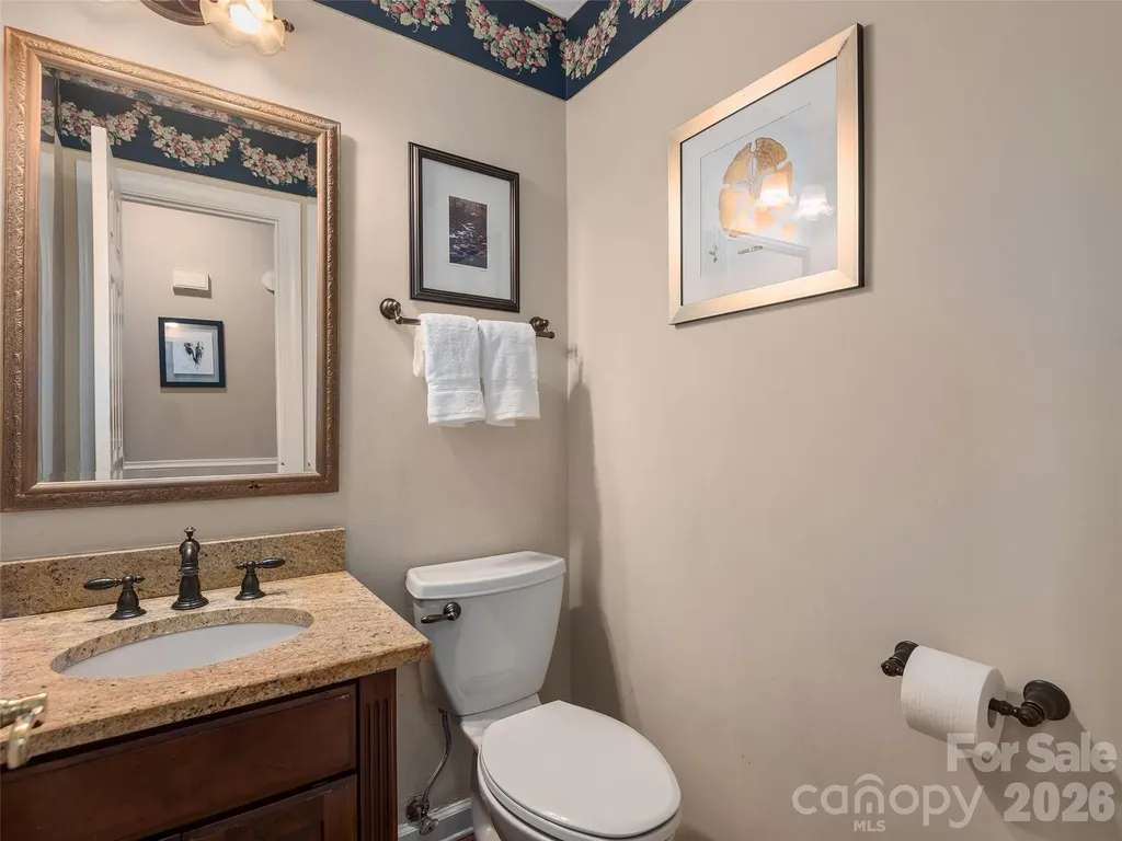 1208 Saint Charles Court Asheville NC 28803