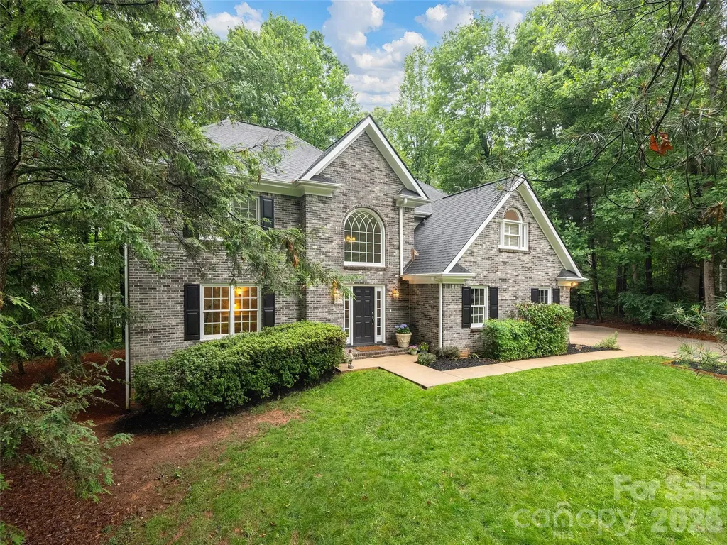 1208 Saint Charles Court Asheville NC 28803