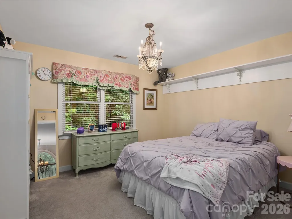 1208 Saint Charles Court Asheville NC 28803