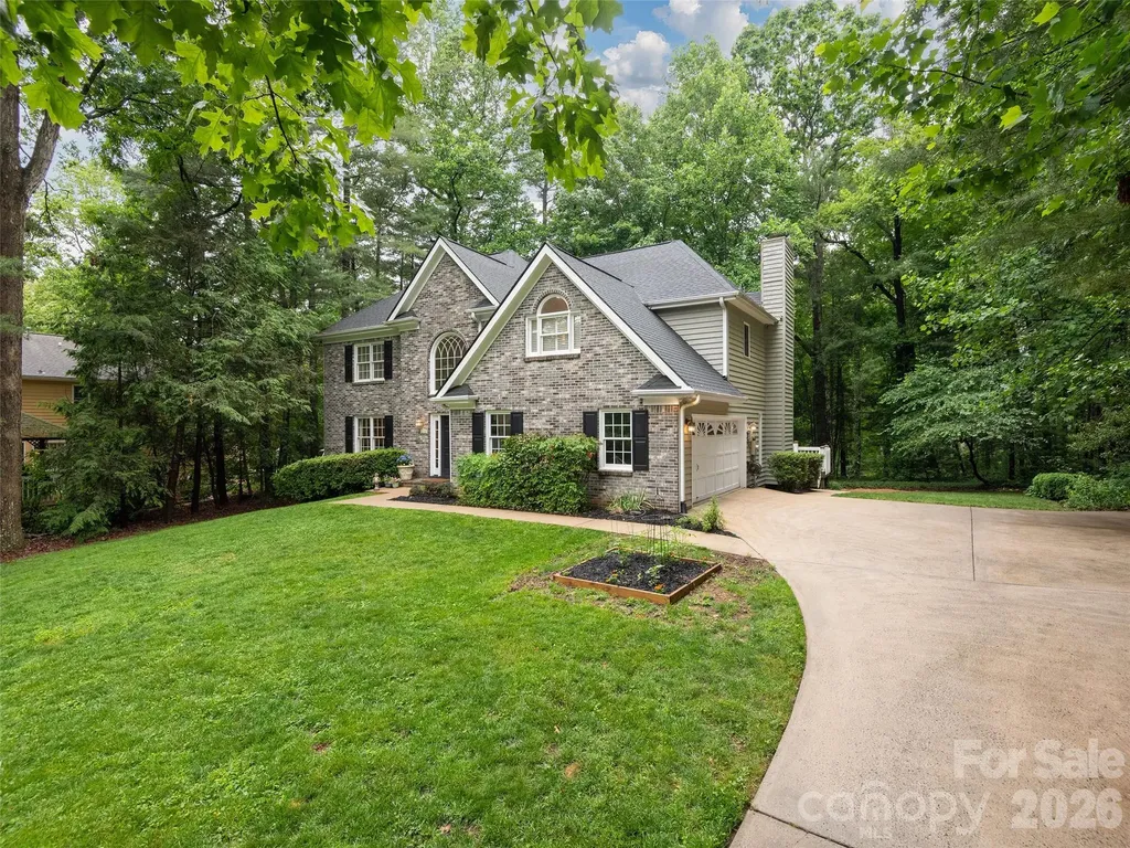 1208 Saint Charles Court Asheville NC 28803