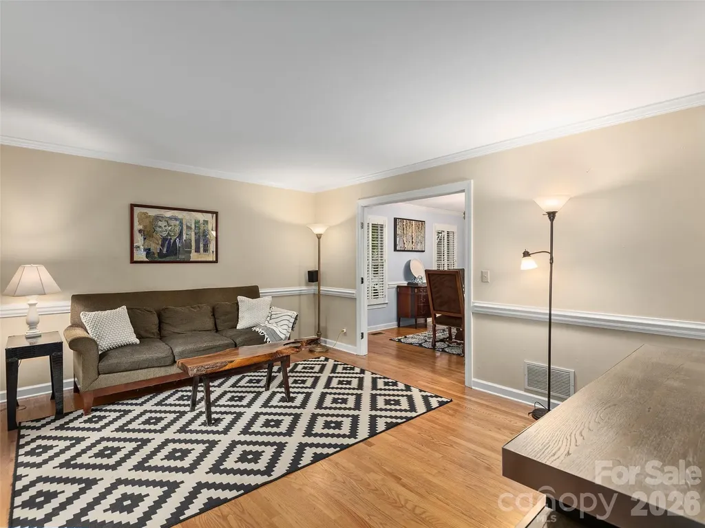 1208 Saint Charles Court Asheville NC 28803
