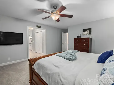1208 Saint Charles Court Asheville NC 28803