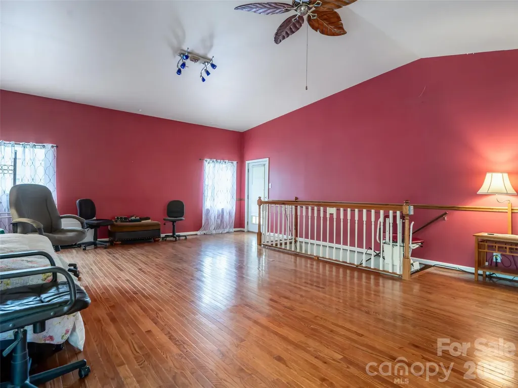 9 Coquina Lane Leicester NC 28748