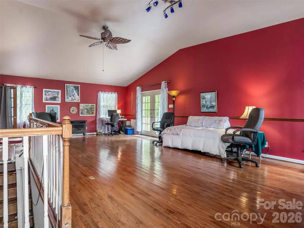 9 Coquina Lane Leicester NC 28748