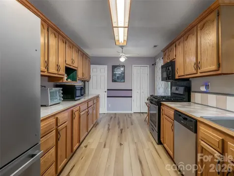 9 Coquina Lane Leicester NC 28748
