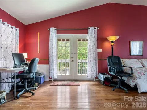 9 Coquina Lane Leicester NC 28748