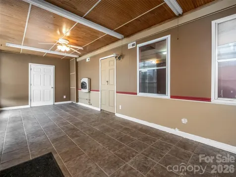 9 Coquina Lane Leicester NC 28748