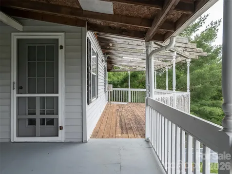 9 Coquina Lane Leicester NC 28748