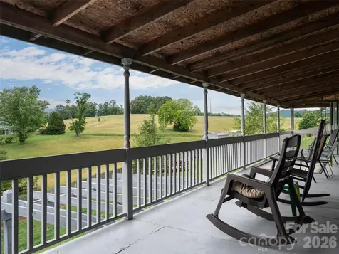9 Coquina Lane Leicester NC 28748