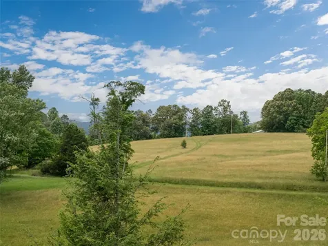 9 Coquina Lane Leicester NC 28748