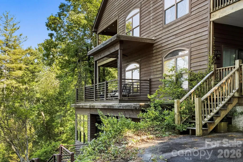 30 Lower Tanglewood Road E Lake Toxaway NC 28747