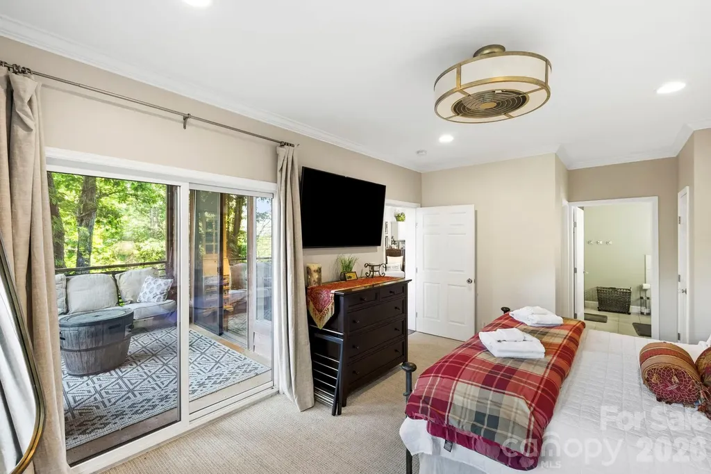 30 Lower Tanglewood Road E Lake Toxaway NC 28747