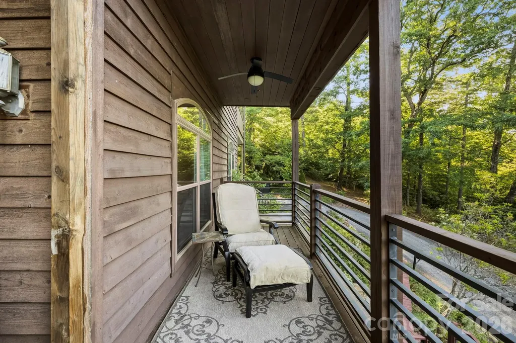 30 Lower Tanglewood Road E Lake Toxaway NC 28747