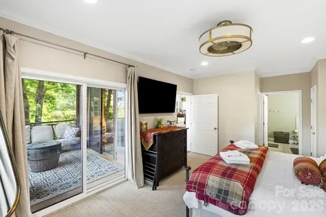 30 Lower Tanglewood Road E Lake Toxaway NC 28747
