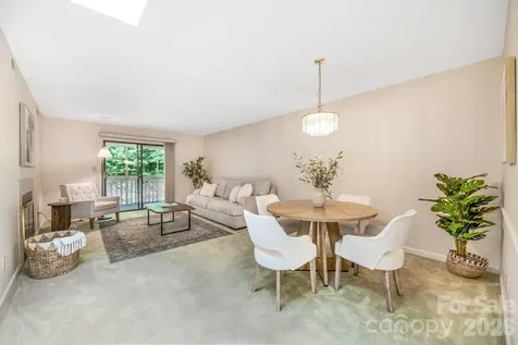 2604 Vineyard Boulevard Asheville NC 28805