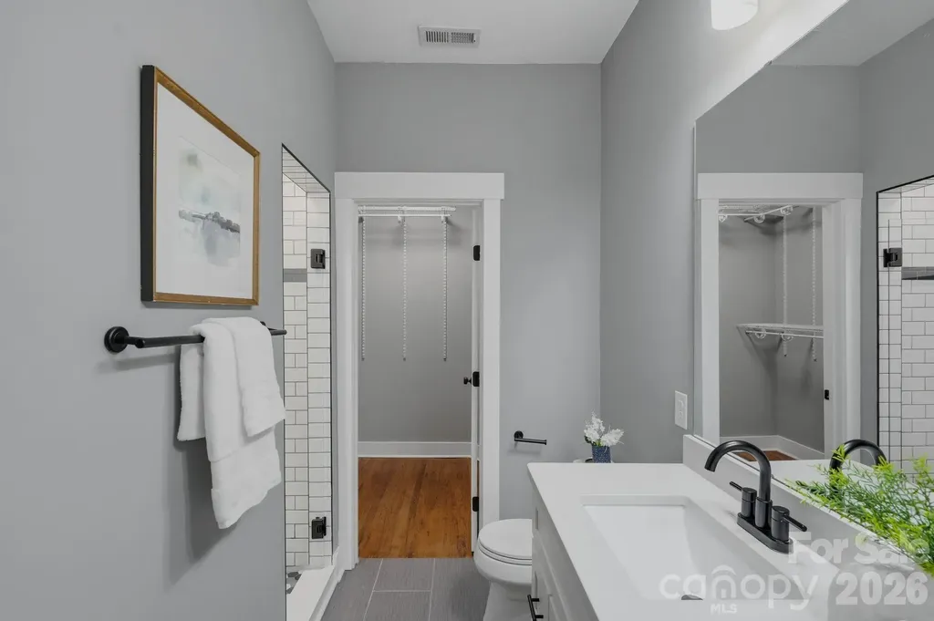 1416 Parkwood Avenue Charlotte NC 28205