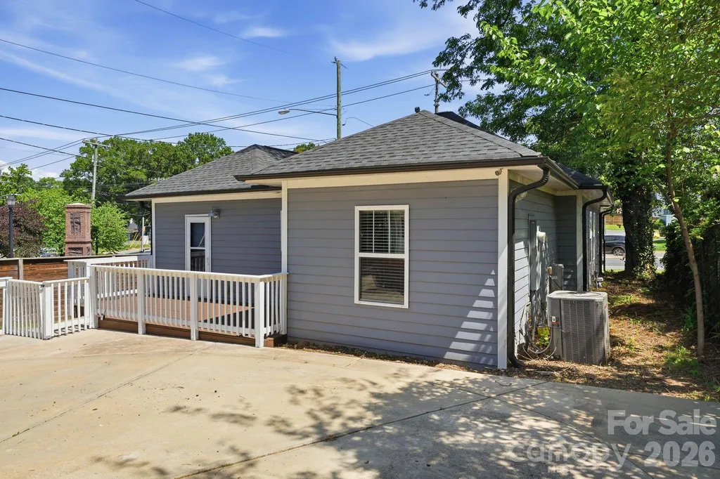 1416 Parkwood Avenue Charlotte NC 28205