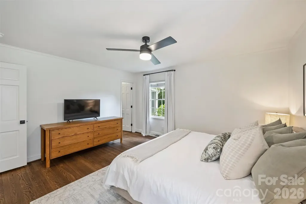 601 Lansdowne Road Charlotte NC 28270