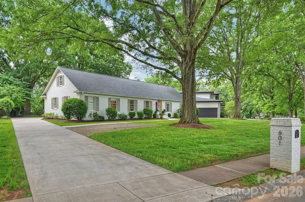 601 Lansdowne Road Charlotte NC 28270
