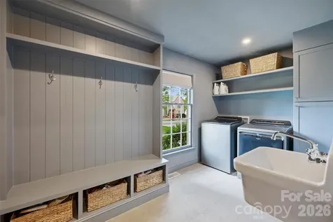 601 Lansdowne Road Charlotte NC 28270