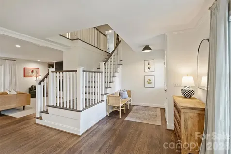 601 Lansdowne Road Charlotte NC 28270