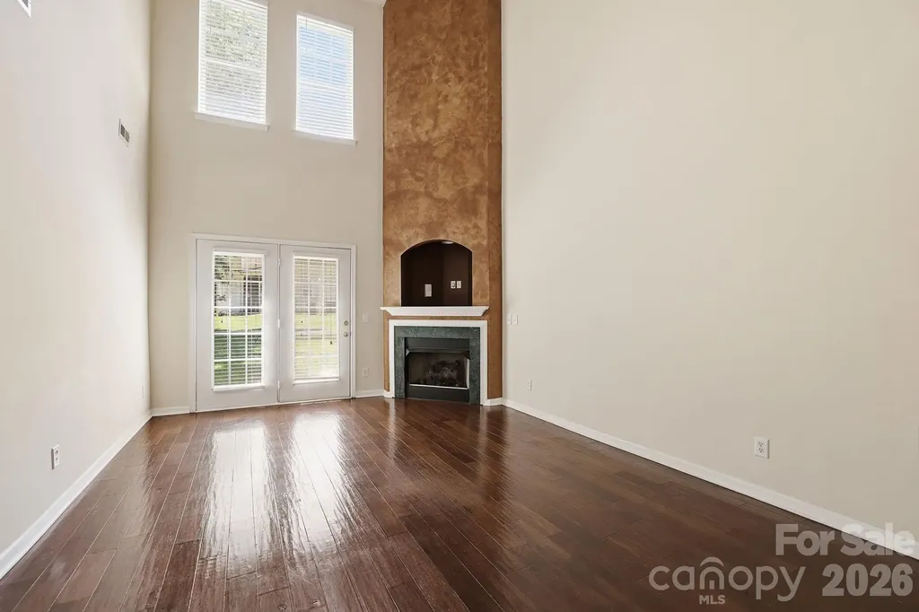 10781 Essex Hall Drive Charlotte NC 28277