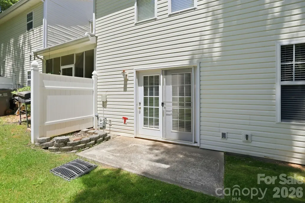 10781 Essex Hall Drive Charlotte NC 28277