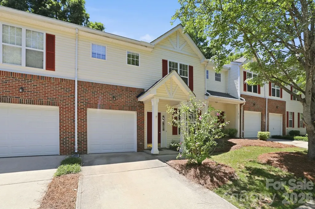 10781 Essex Hall Drive Charlotte NC 28277