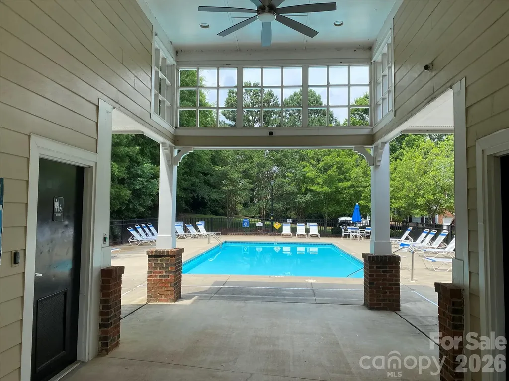 10781 Essex Hall Drive Charlotte NC 28277