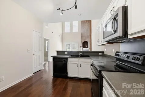 10781 Essex Hall Drive Charlotte NC 28277