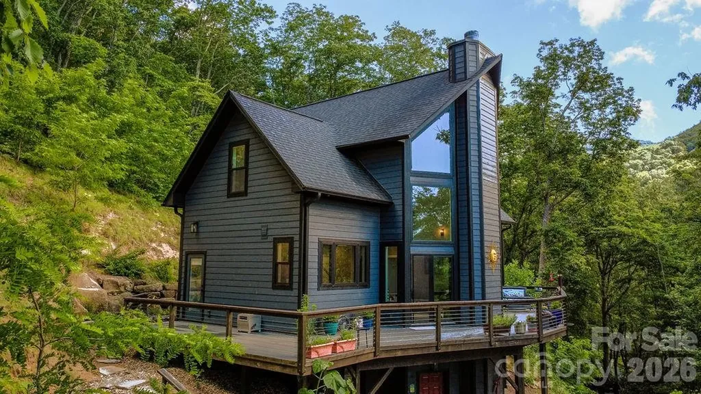 338 Fairview Forest Drive Fairview NC 28730