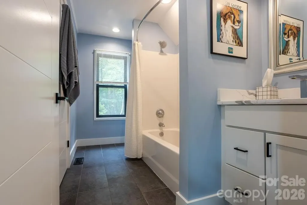 338 Fairview Forest Drive Fairview NC 28730