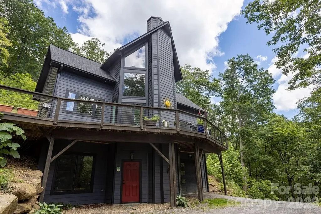338 Fairview Forest Drive Fairview NC 28730