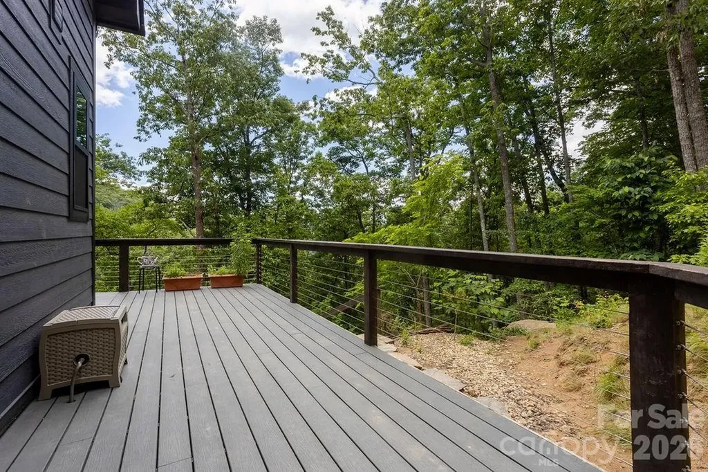 338 Fairview Forest Drive Fairview NC 28730