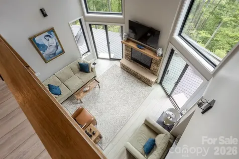338 Fairview Forest Drive Fairview NC 28730