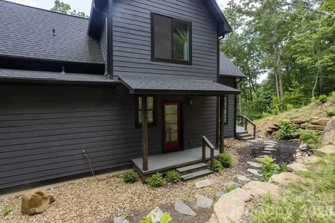 338 Fairview Forest Drive Fairview NC 28730