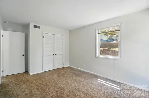 2413 Hoffman Street Gastonia NC 28054