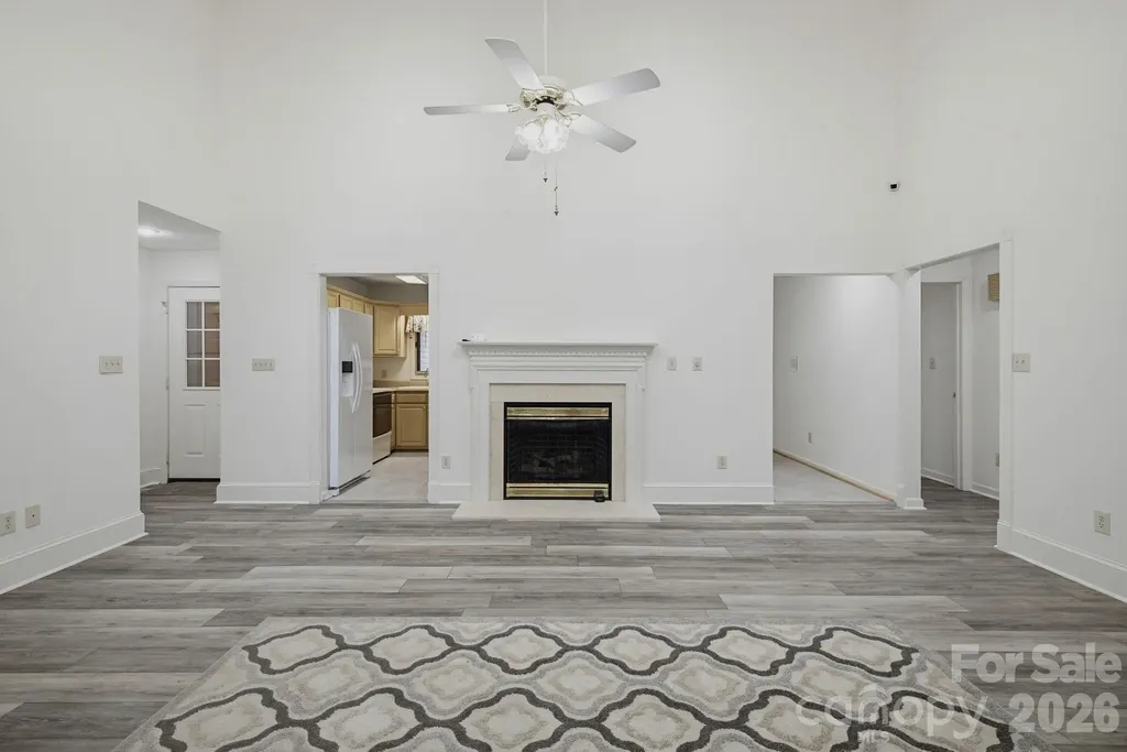 104 Willowbrook Drive Thomasville NC 27360