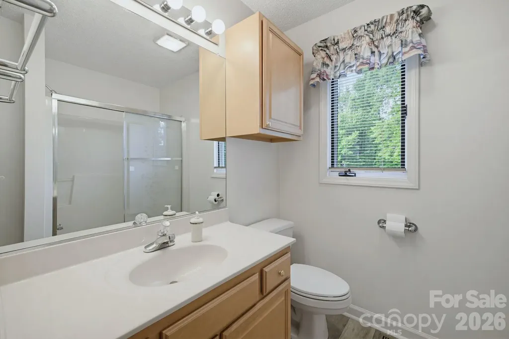 104 Willowbrook Drive Thomasville NC 27360