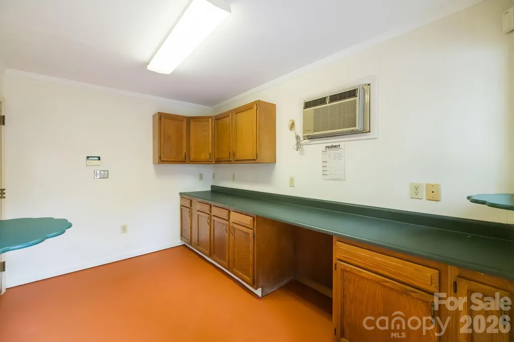 104 Willowbrook Drive Thomasville NC 27360