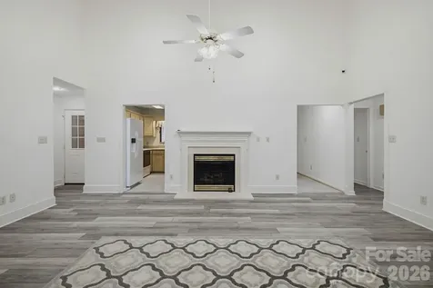 104 Willowbrook Drive Thomasville NC 27360