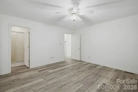 104 Willowbrook Drive Thomasville NC 27360